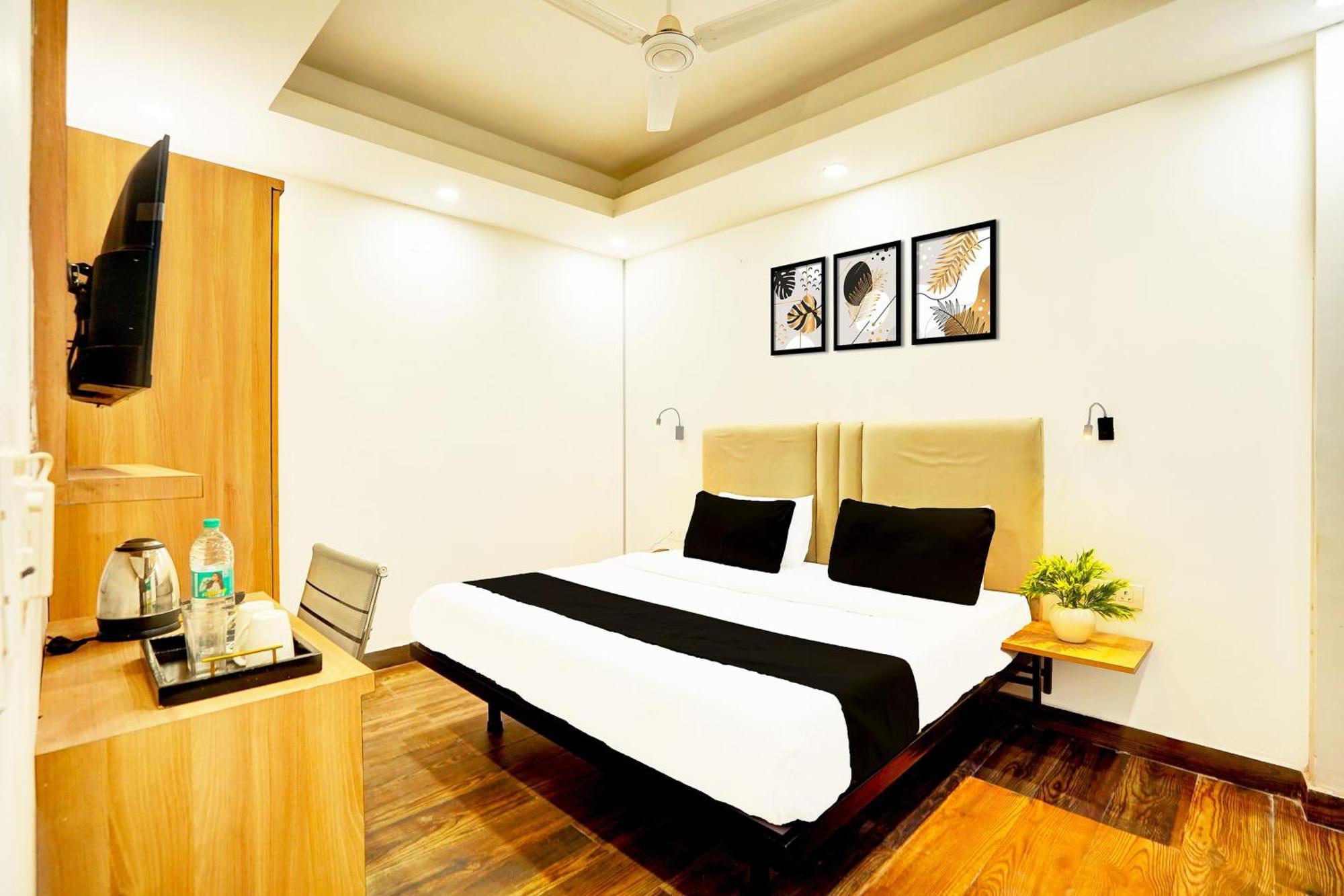 Super Townhouse Sector 104 Noida酒店 外观 照片