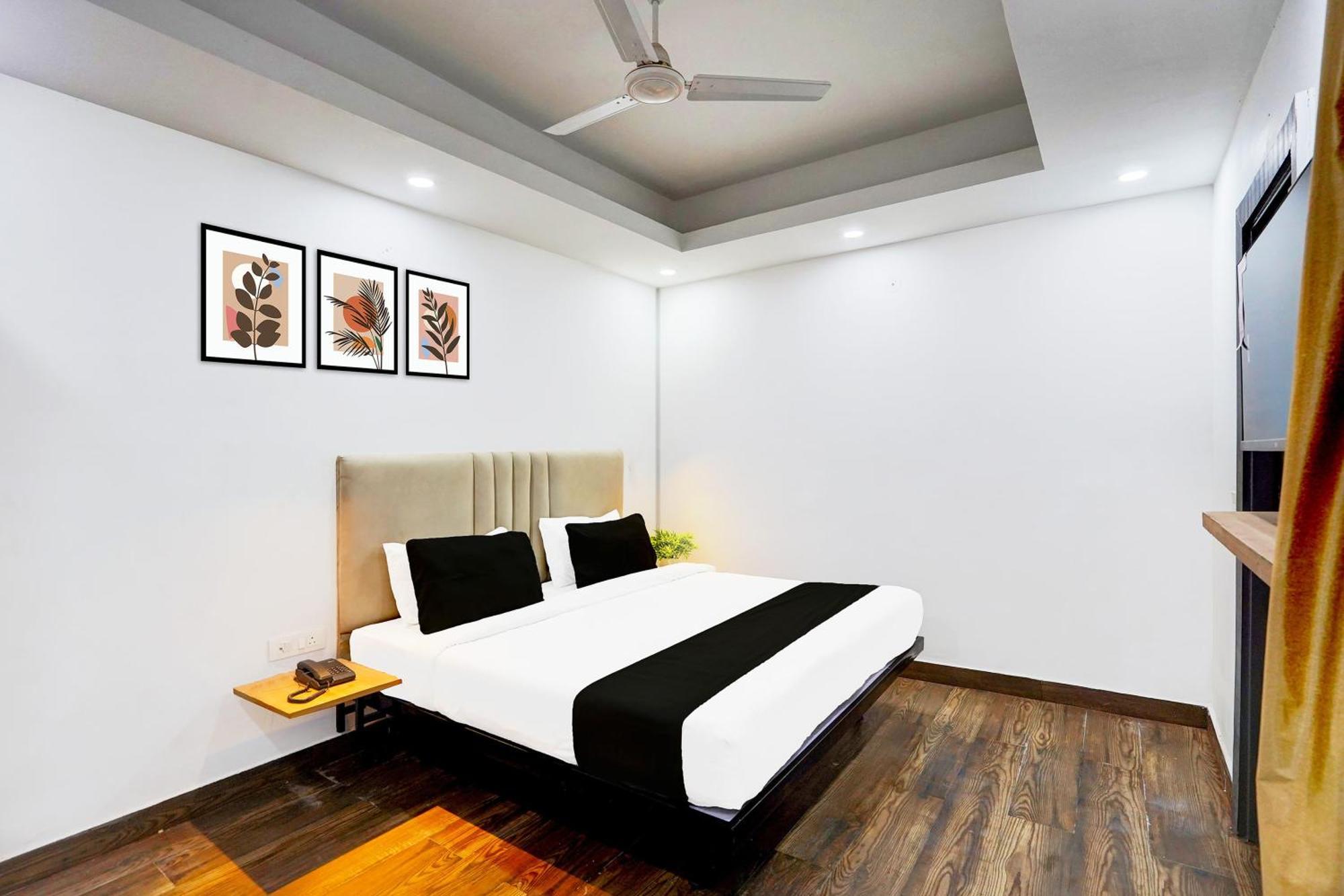 Super Townhouse Sector 104 Noida酒店 外观 照片