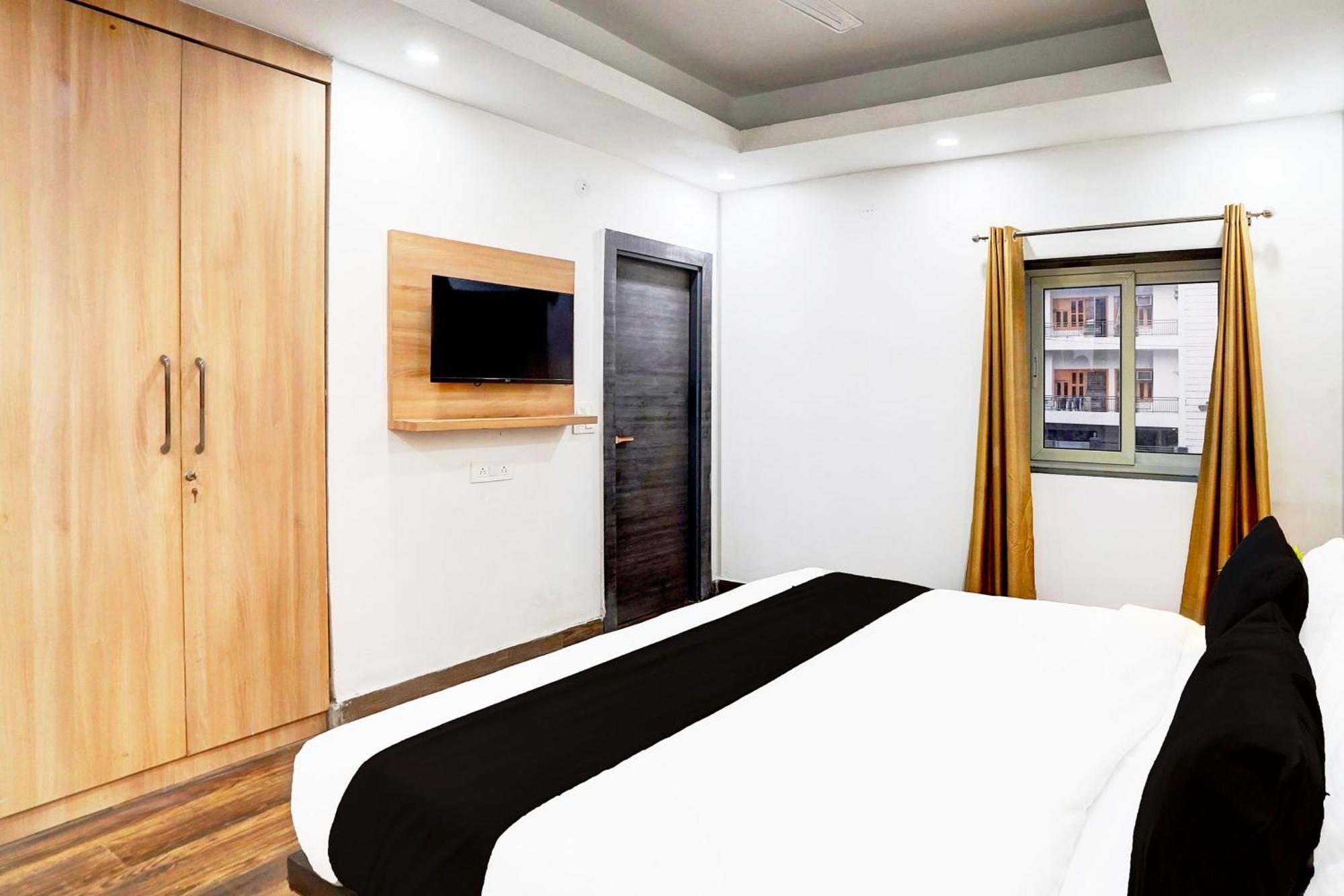Super Townhouse Sector 104 Noida酒店 外观 照片